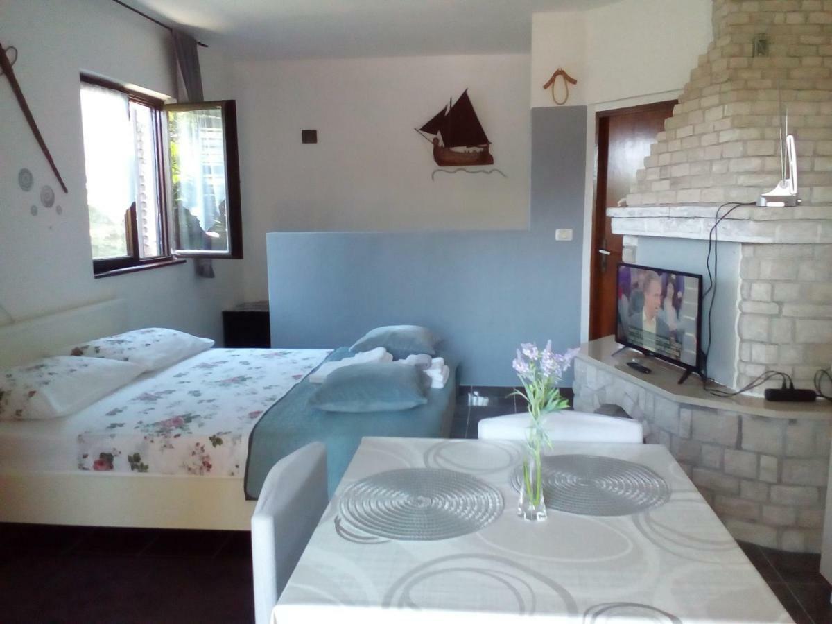 Apartmán Ella Pula Exteriér fotografie